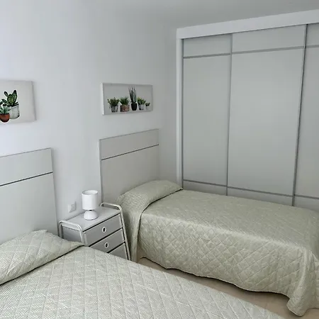 Apartment Residencial Amber Ii - En Zona Residencial Tranquila A Pocos Metros Del Centro