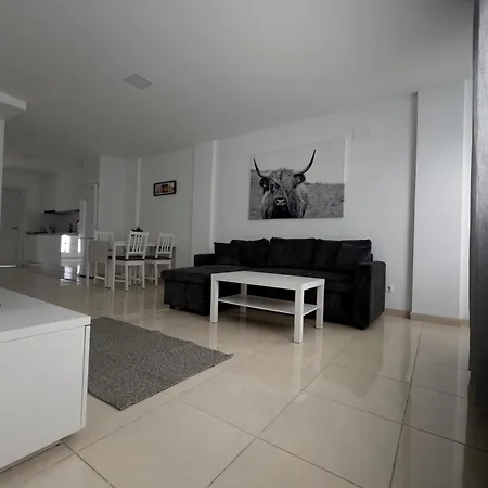 Residencial Amber Ii - En Zona Residencial Tranquila A Pocos Metros Del Centro Apartment